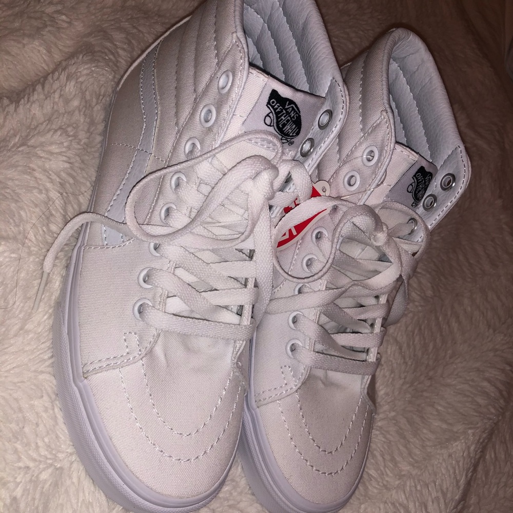 Vans high tops / new never worn